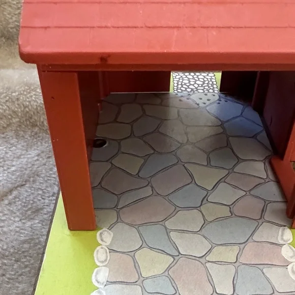 Fisher-Price Play Family House - Red and Blue - Picture 10 of 13